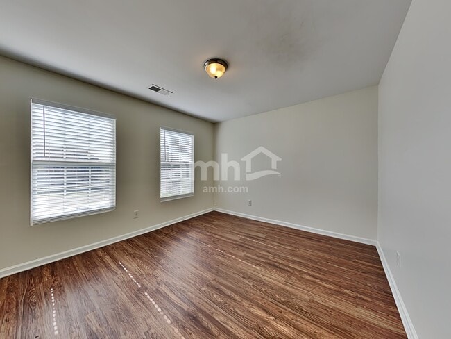 Building Photo - 3005 Peacher Ct