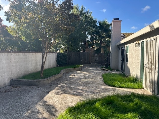 Building Photo - North Stockton 4 Bedroom 2 Bath Home