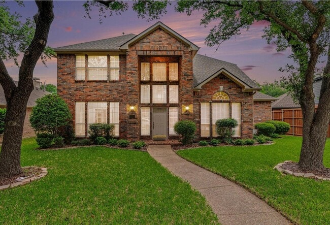 Building Photo - 6881 Baird Dr