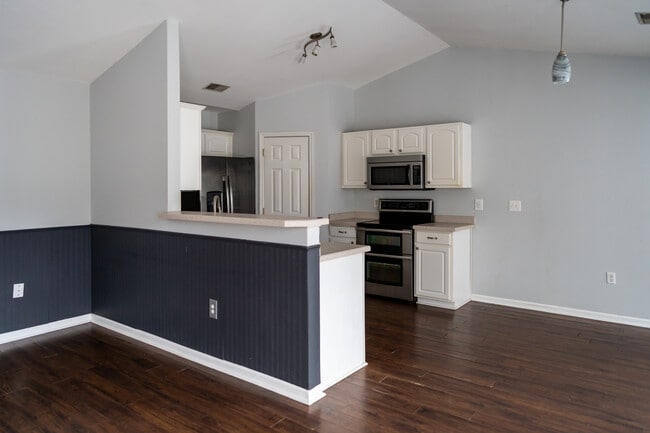 Building Photo - 116 Mockernut Dr