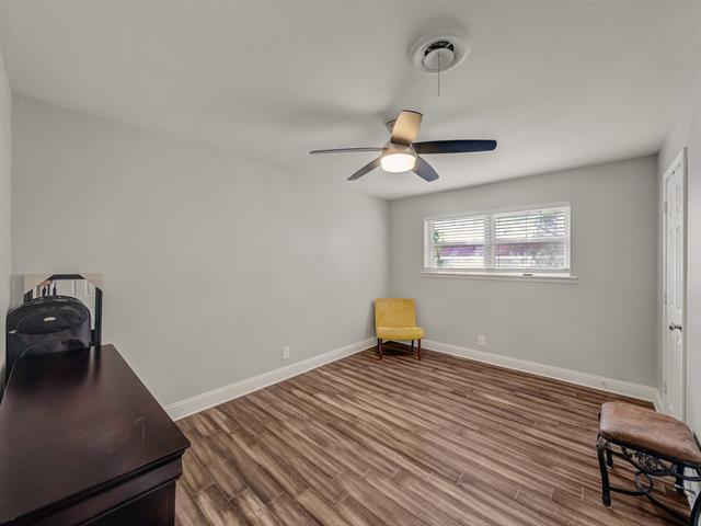 Building Photo - 5512 Odessa Ave