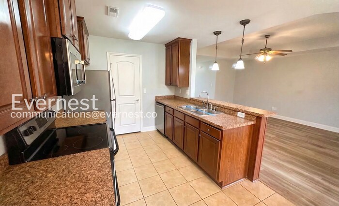 Building Photo - 24663 Rolling Vista Dr