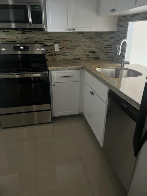 Building Photo - 3912 S Ocean Blvd