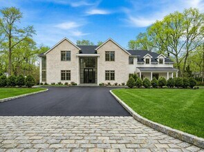 Building Photo - 25 W Creek Farms Rd