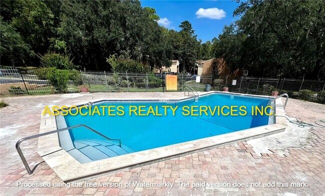 Building Photo - Spacious 2bed/2bath Condo in CREEK’S EDGE in NW Gainesville PRIVATE PATIO!!