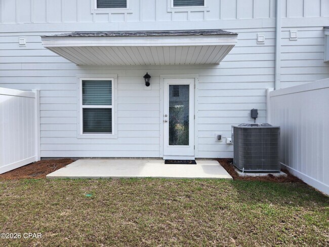 Building Photo - 157 Ellery Ln