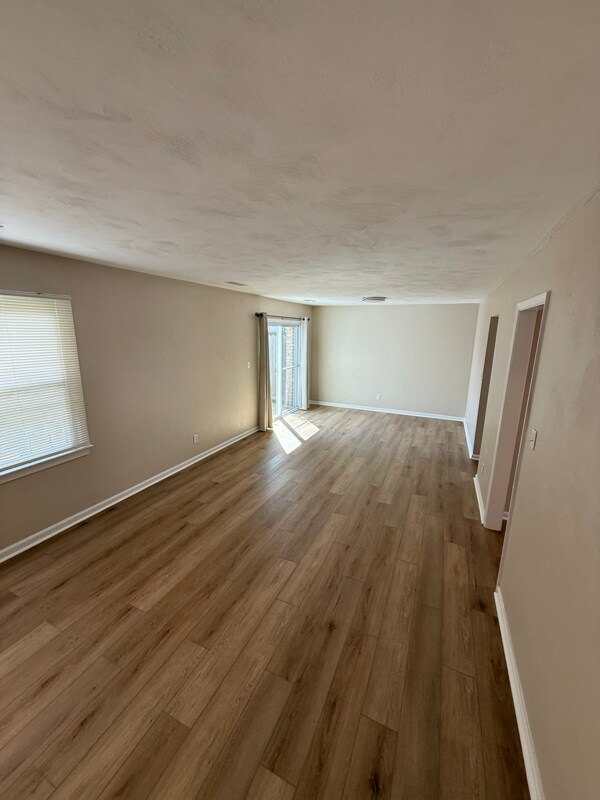 Building Photo - 4768 Old Hickory Rd