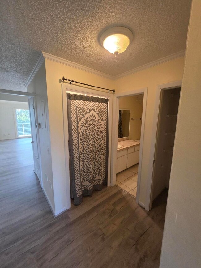 Building Photo - 207 Cain Rd