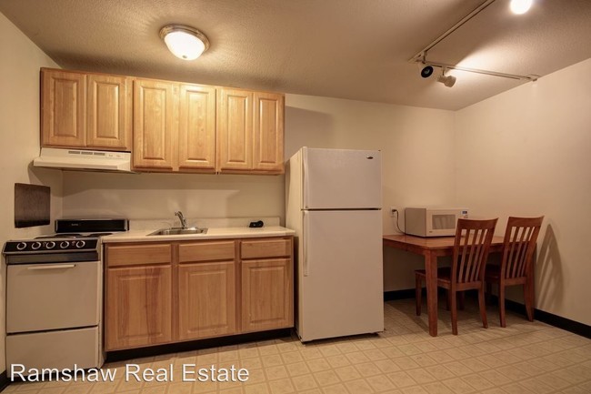 Building Photo - 1 br, 1 bath Apartment - 106 N Gregory