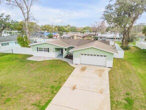 Building Photo - pope