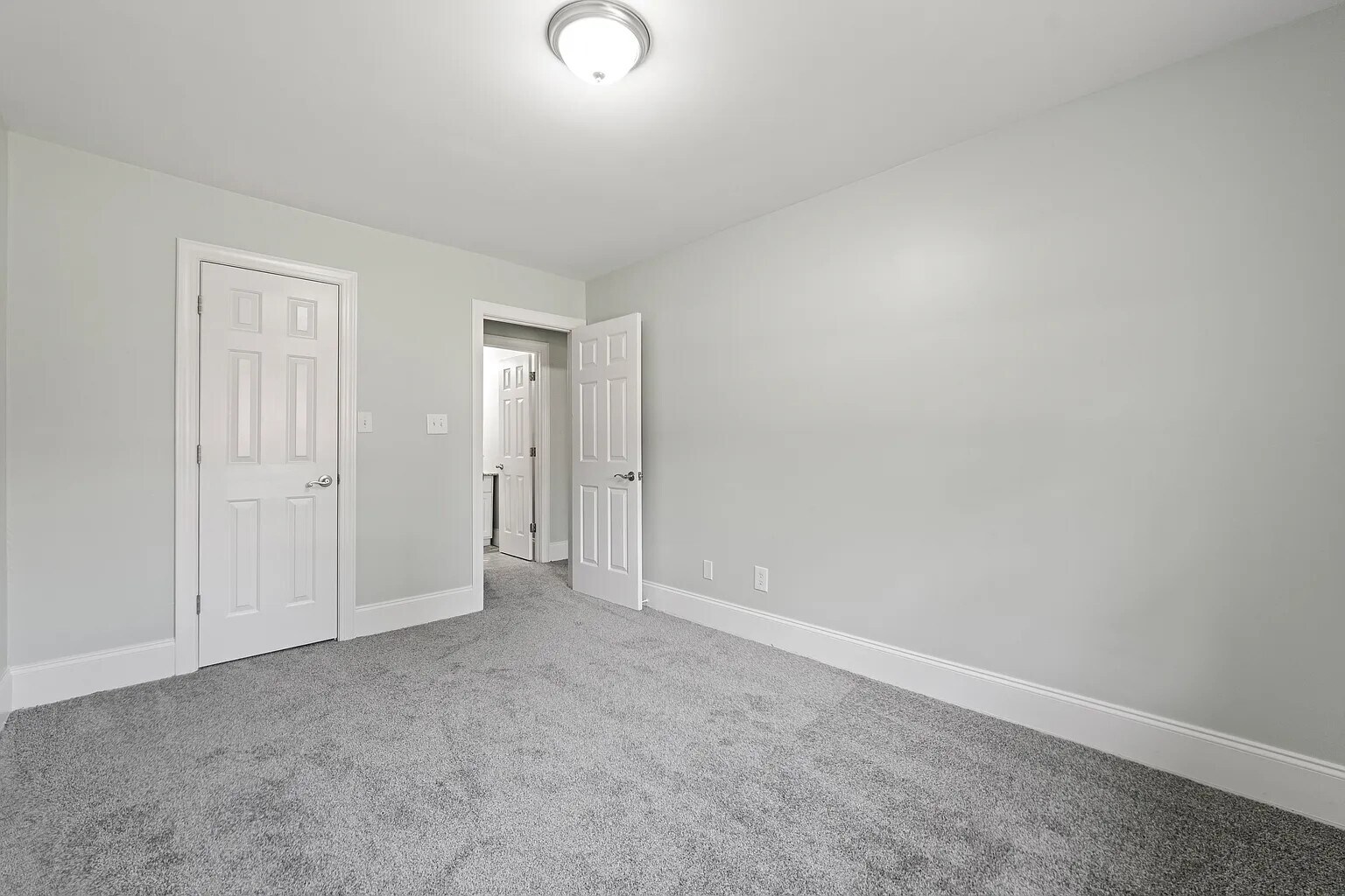 Building Photo - 1213 Manassas Court