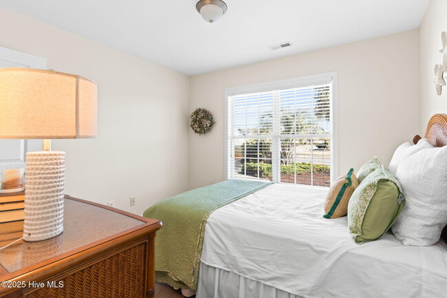Building Photo - 1274 Neptuno Ct