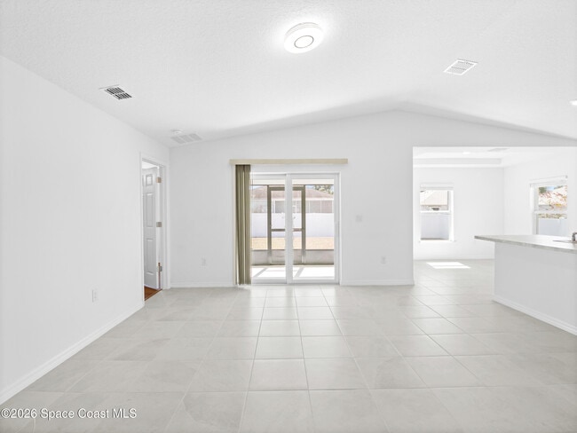 Building Photo - 518 Gantry St SW