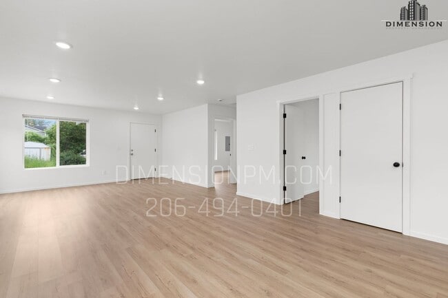 Building Photo - 3602 E T St