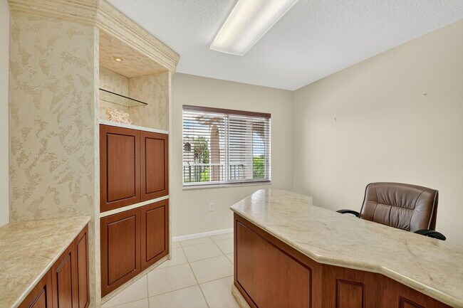 Building Photo - 12529 Imperial Isle Dr