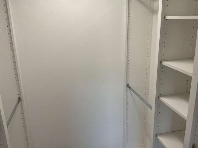 Building Photo - 5796 Ivrea Dr