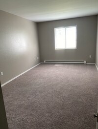 Building Photo - 505 N Main St