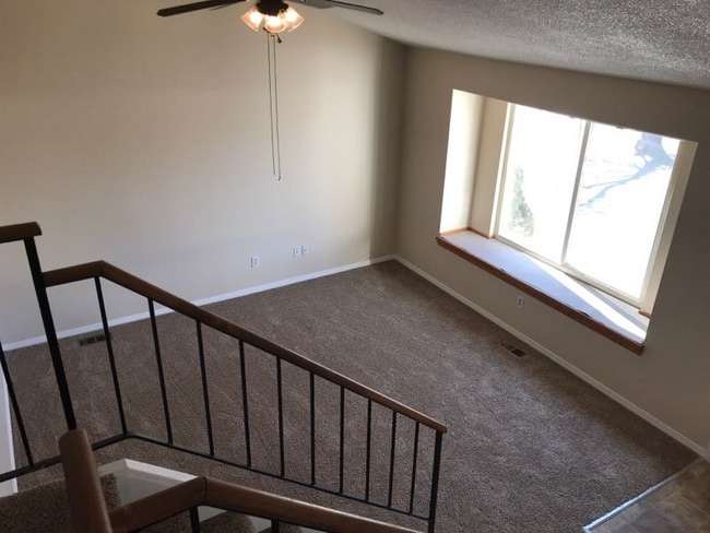 Building Photo - 8526 S Flower St