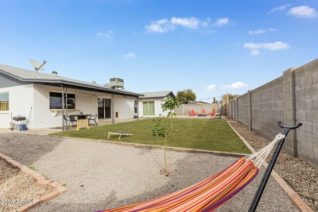 Building Photo - 2529 E Commonwealth Cir