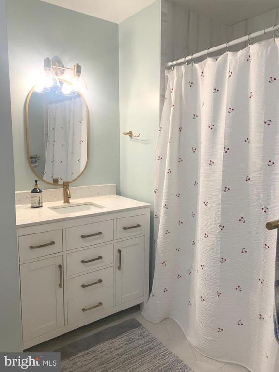 Building Photo - 14624 Monmouth Dr