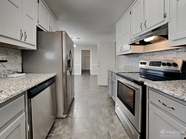 Building Photo - 2875 Brookton Ln SE