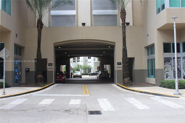 Primary Photo - 9055 SW 73rd Ct