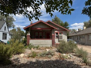 Building Photo - ALL PROSPECTIVE TENANTS MUST SUBMIT A $58 ...