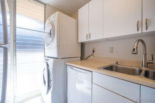 Building Photo - 2BR 1BA Condo w/2 ASSIGNED PARKING STALLS in Mililani, near SCHOFIELD and WHEELER!