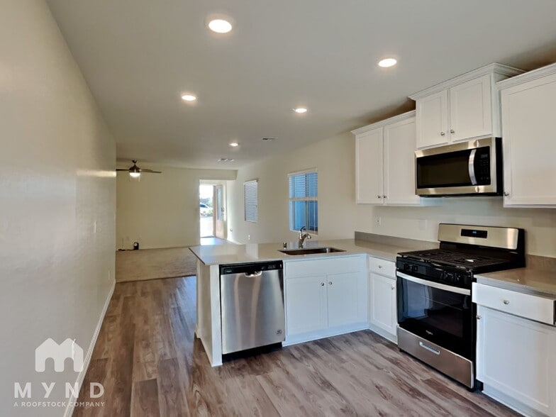 Building Photo - 4249 Gold Desert St