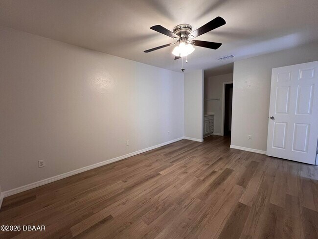 Building Photo - 4518 Alder Dr