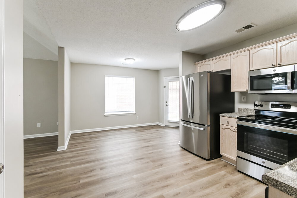 Building Photo - 7045 Kings Crown Dr