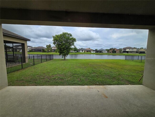 Building Photo - 11839 Cross Vine Dr