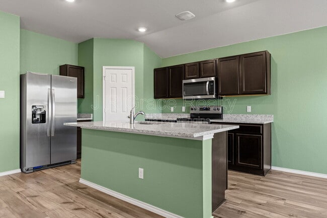 Building Photo - 6905 Guadalupe Rd