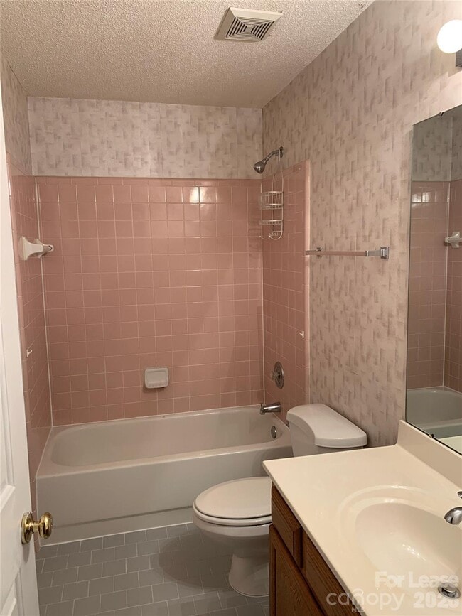 Building Photo - 4319 Wynborough Ln