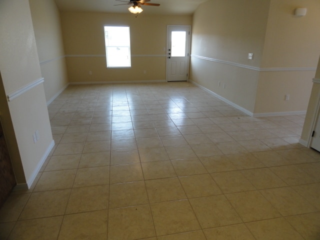 Building Photo - 1700Tru