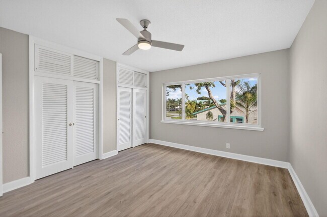 Building Photo - 624 Southwind Cir