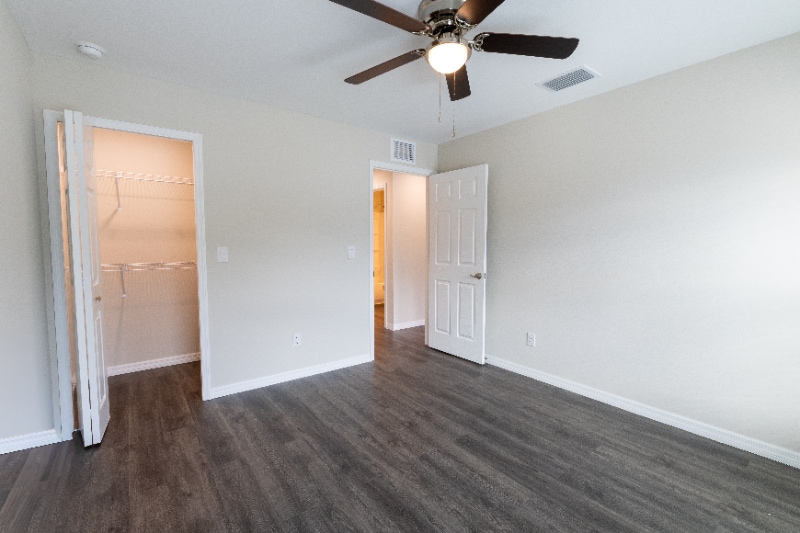 Building Photo - 2015 Fraser St