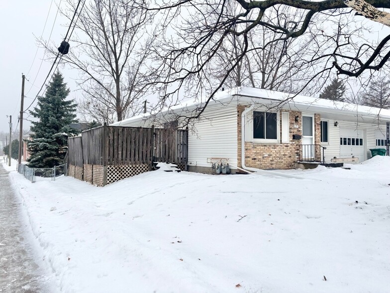 Building Photo - 8701 W 35th St