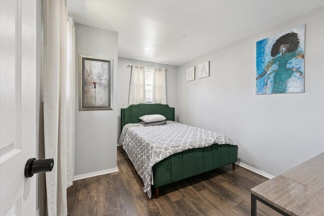 Building Photo - 1313 Gordon Ave