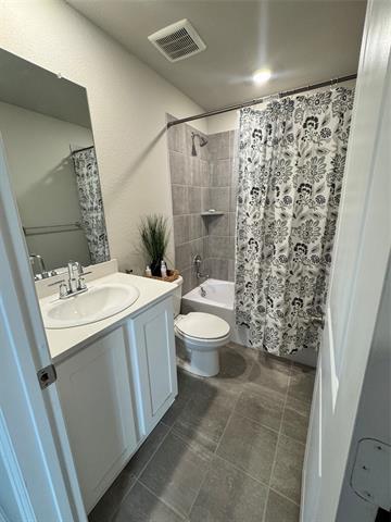 Building Photo - 2008 Bronco Dr