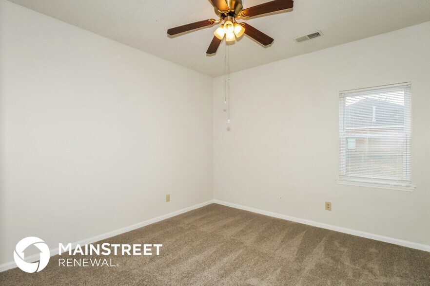 Building Photo - 4028 Long Creek Rd