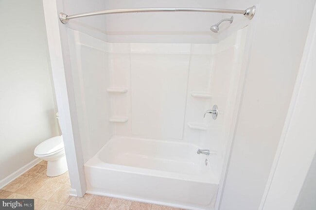 Building Photo - 417 Winder St