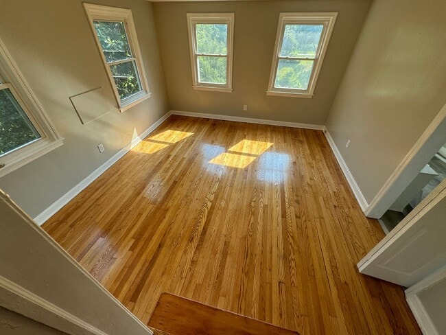 Building Photo - 2419 Terrell Pl