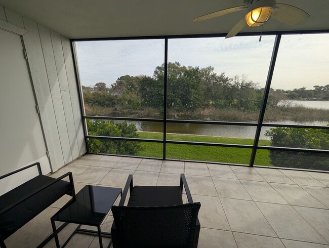 Building Photo - Fairview Vista Point 2 Bed / 2 Bath