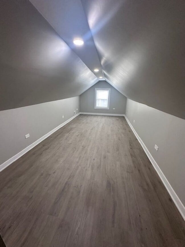 Building Photo - 65 Kilpatrick