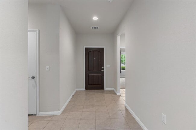 Building Photo - 108 Calhoun Ln