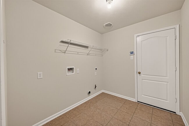 Building Photo - 4823 Grand Chateau Ln