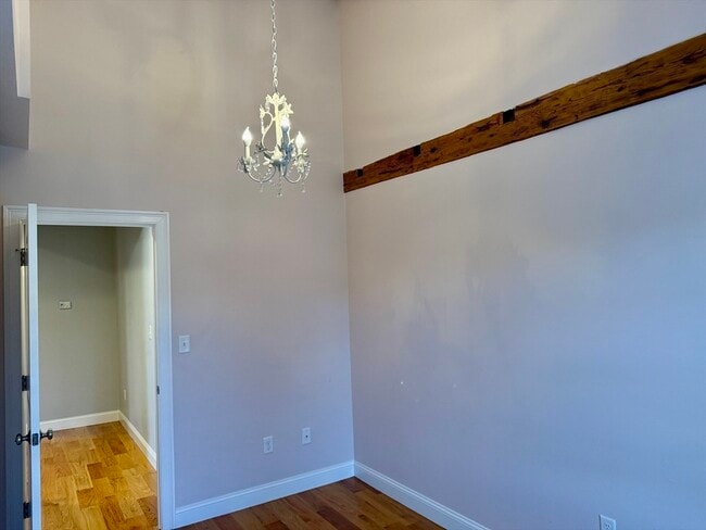 Building Photo - 722 Lowell St