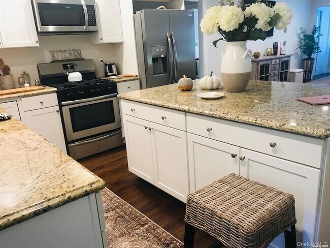 Building Photo - 9 North St