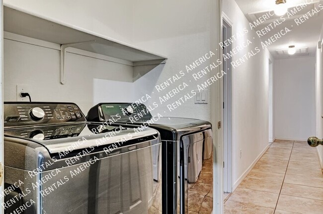 Building Photo - 14536 S Camino Vendaval